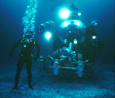 HARBOR BRANCH's Johnson-Sea-Link manned submersible carries 4 persons to depths as great as 3000 ft to search for bioactive deep water organisms. (Harbor Branch Oceanographic Institution)